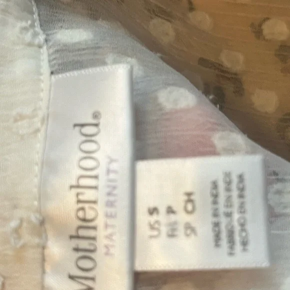 Motherhood Maternity Top. Size Small - Picture 3 of 3